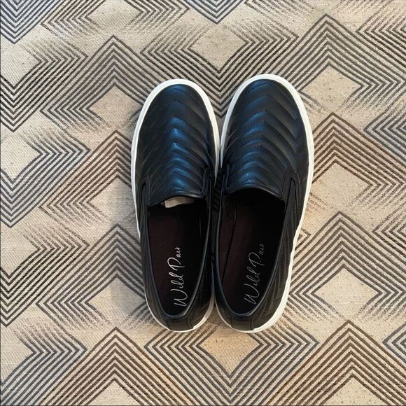 Wild Pair Slip On Shoes - Picture 7 of 8